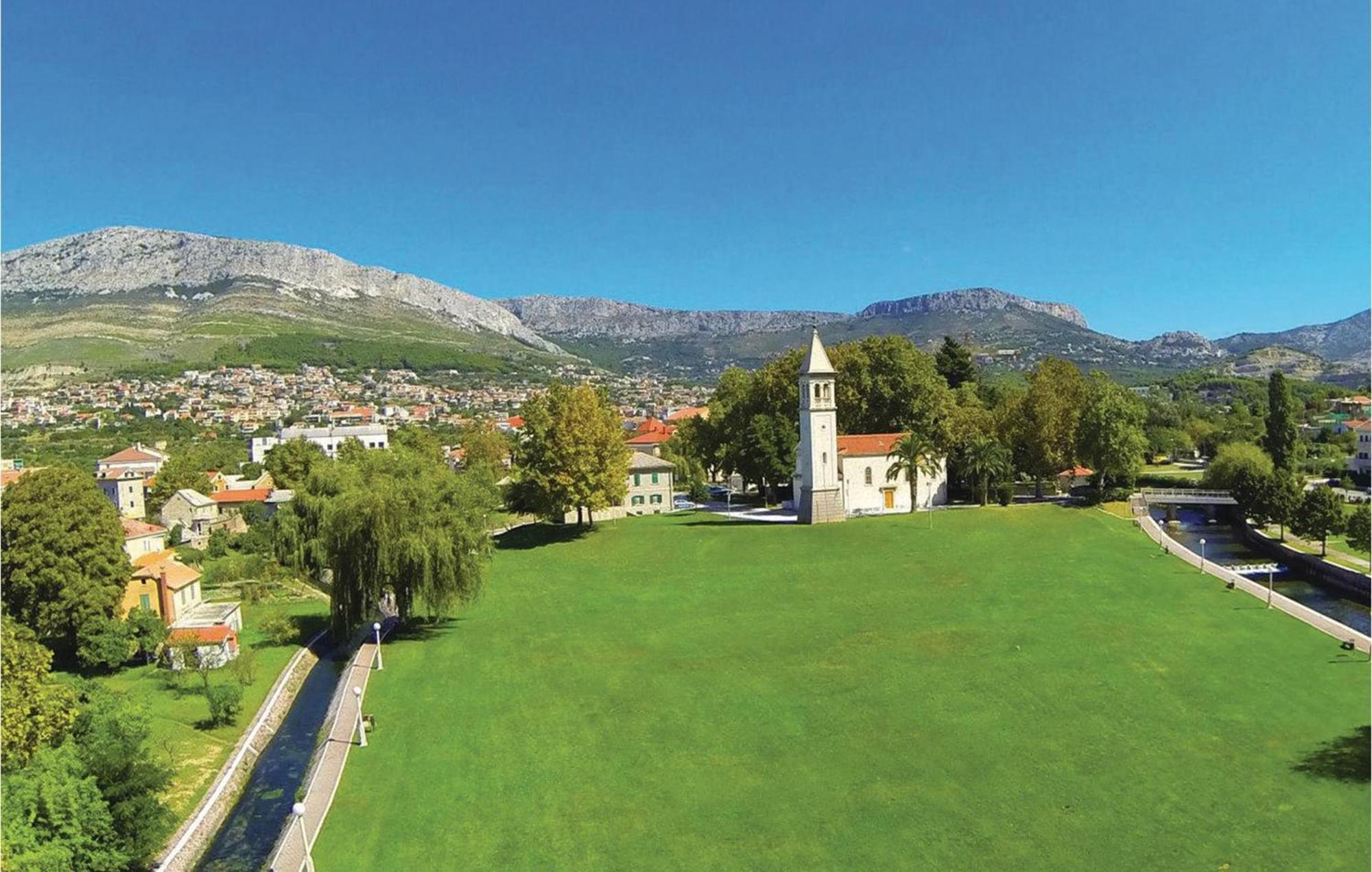 Gorgeous Home In Klis With Wifi Bobani Exteriör bild
