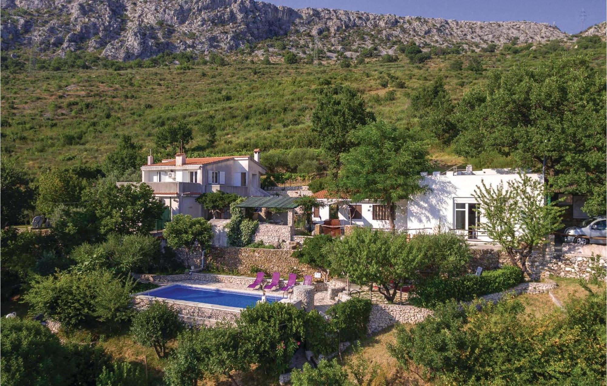 Gorgeous Home In Klis With Wifi Bobani Exteriör bild